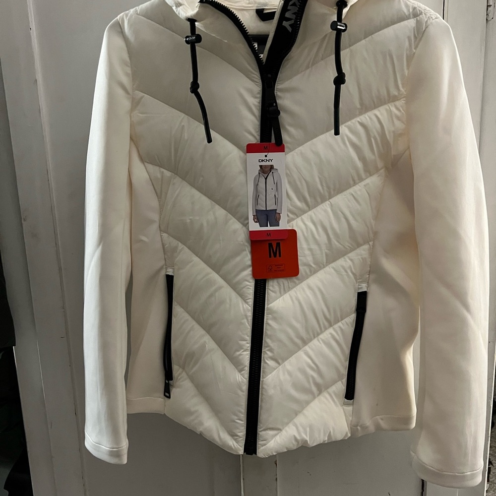 DKNY Women's white  Puffer Jacket